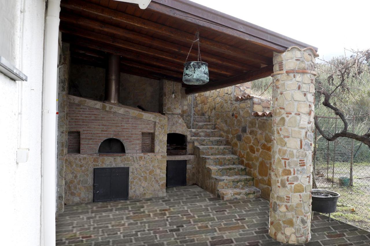 Assabinirica Bed and Breakfast Acquedolci Exteriör bild